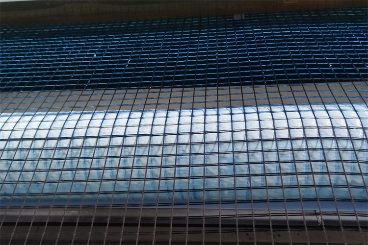 玻璃鋼格柵蓋板 打造垂釣園安全、耐用、美觀的走道優選方案